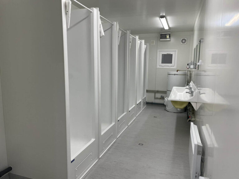Offre 112 Conteneurs de douche