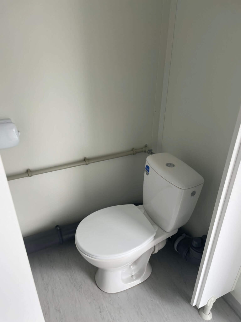 Offre 114 Conteneur sanitaire combiné