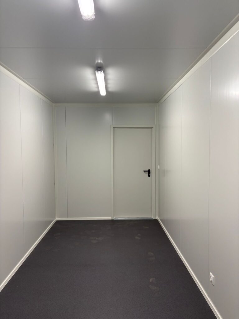 Bürocontainer fabrikneu 6,0 x 2,5m (6)